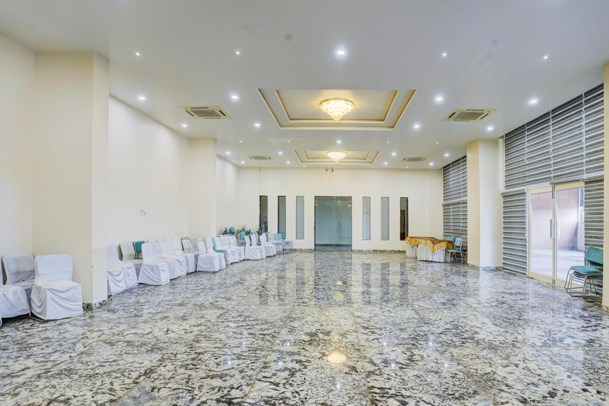 Hotel Amrit Manthan Chittorgarh Zewnętrze zdjęcie