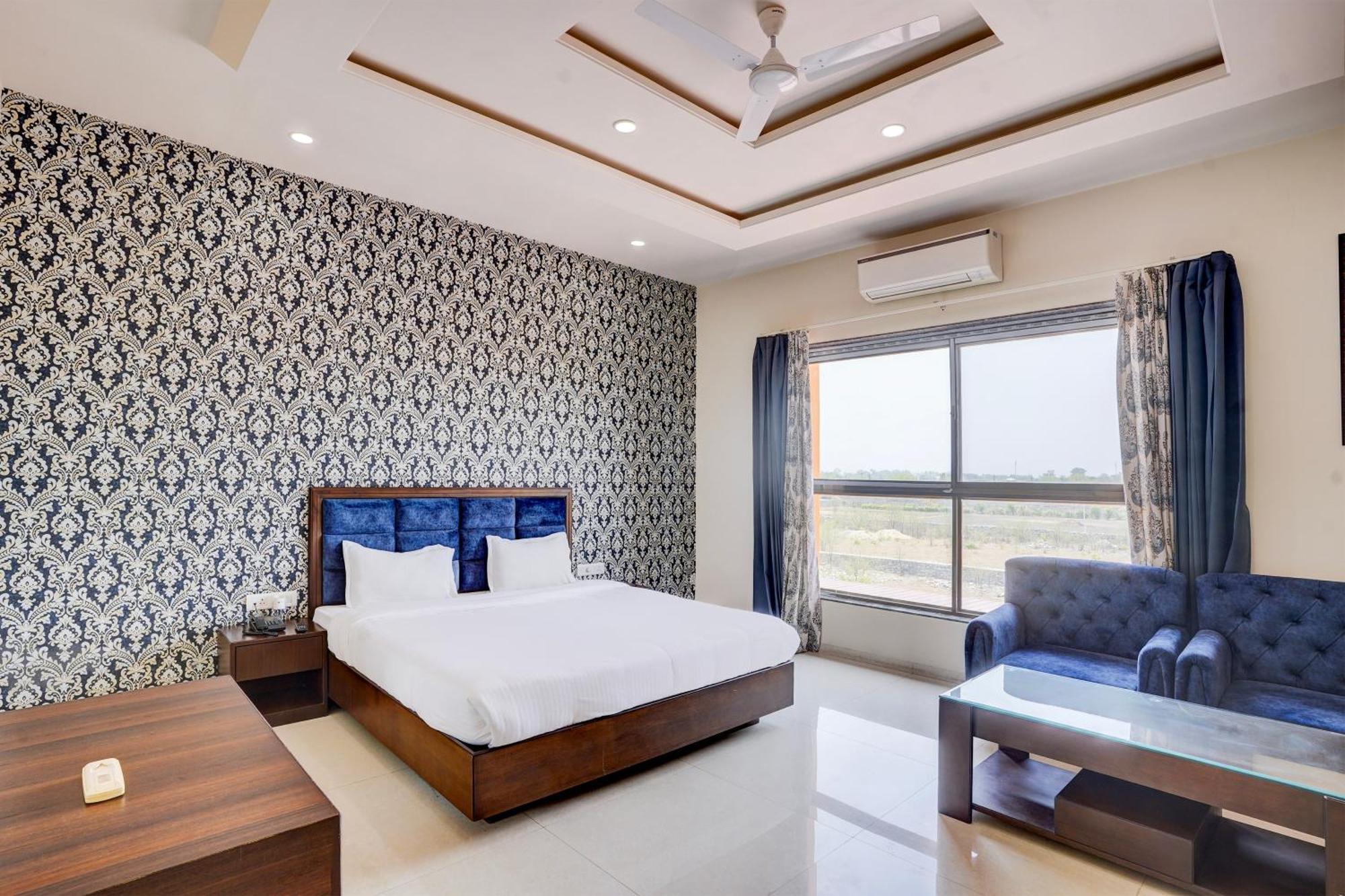 Hotel Amrit Manthan Chittorgarh Zewnętrze zdjęcie