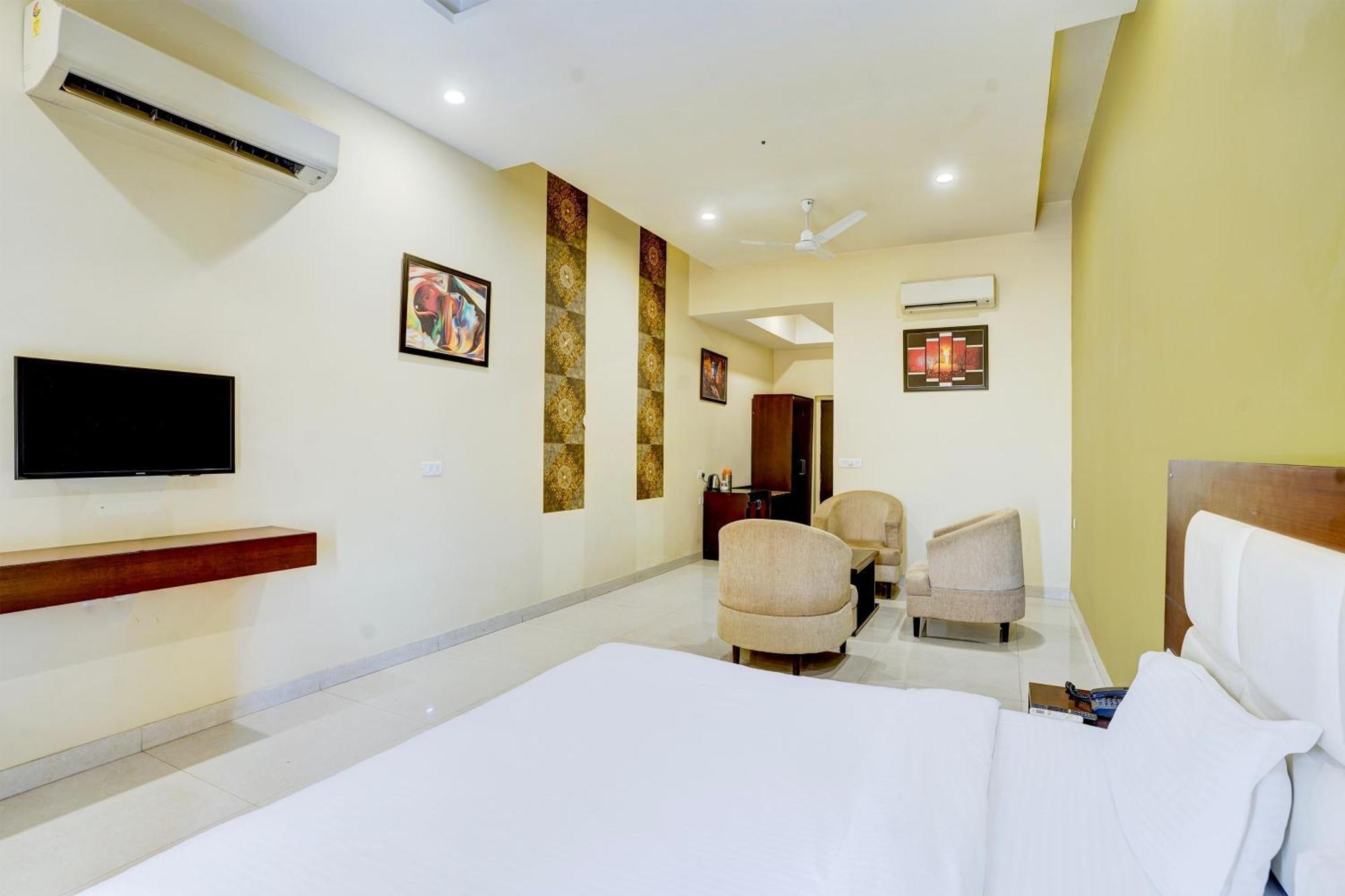 Hotel Amrit Manthan Chittorgarh Zewnętrze zdjęcie